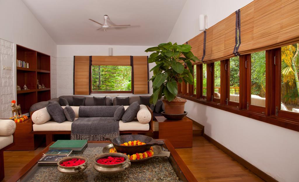 Shreyas Retreat Otel Nelamangala Oda fotoğraf