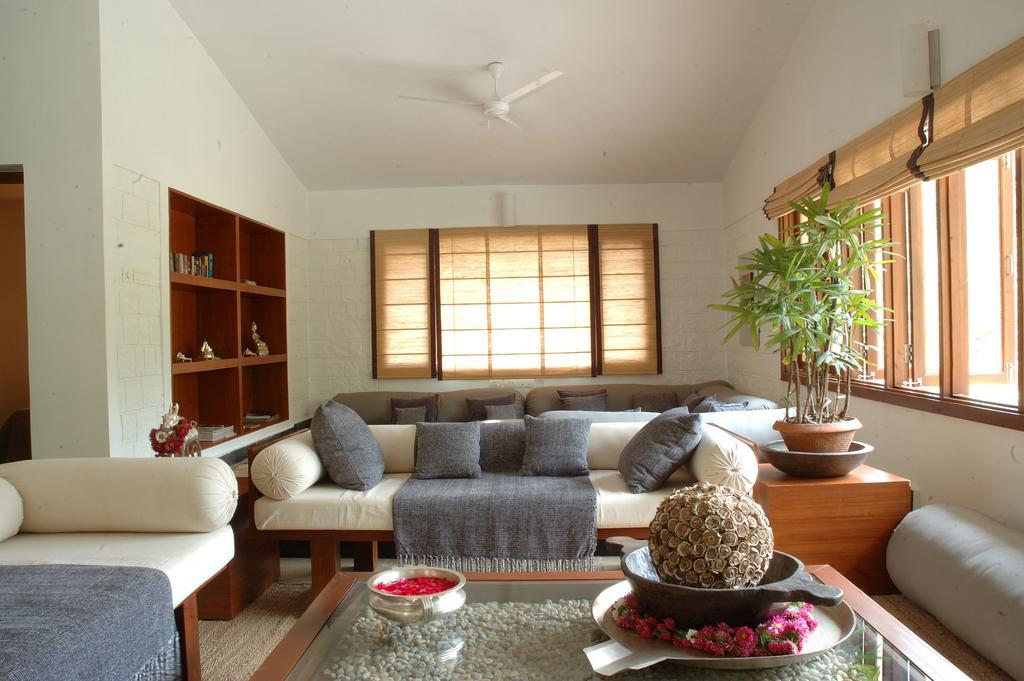 Shreyas Retreat Otel Nelamangala Oda fotoğraf