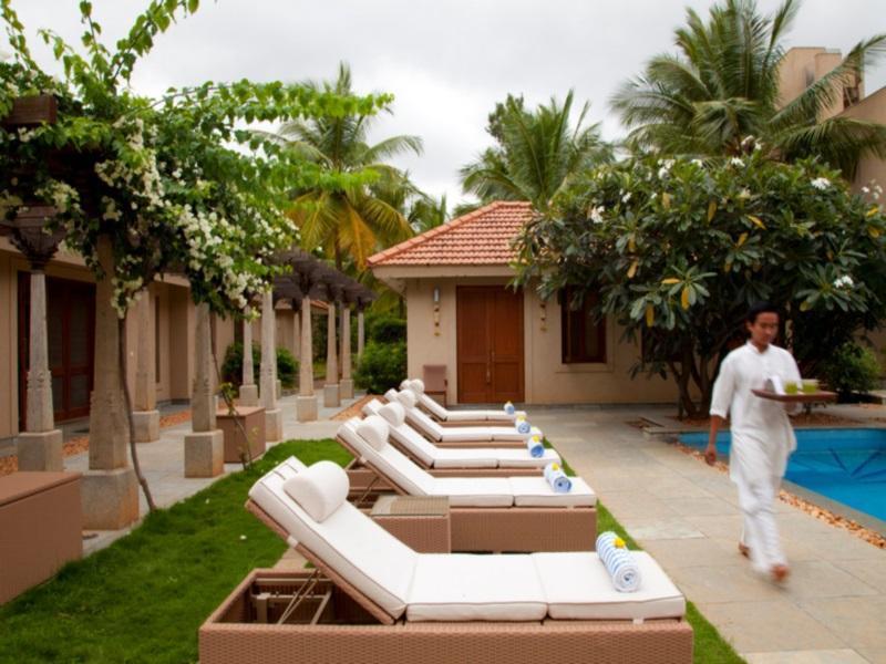 Shreyas Retreat Otel Nelamangala Dış mekan fotoğraf